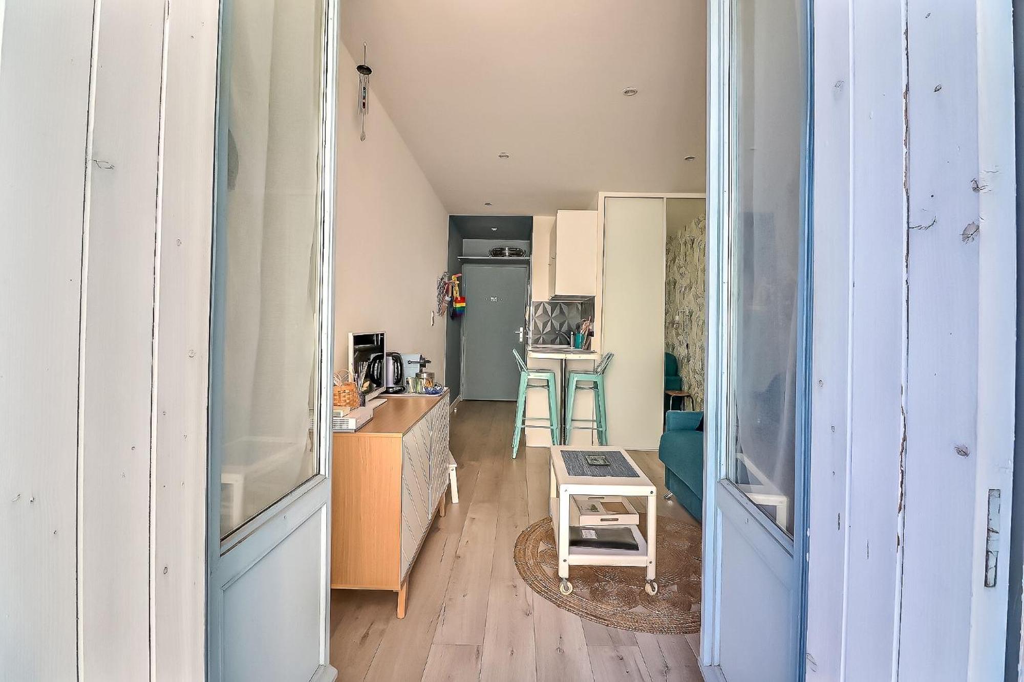 Blue De Nimes - Central - Balcon Apartment Luaran gambar