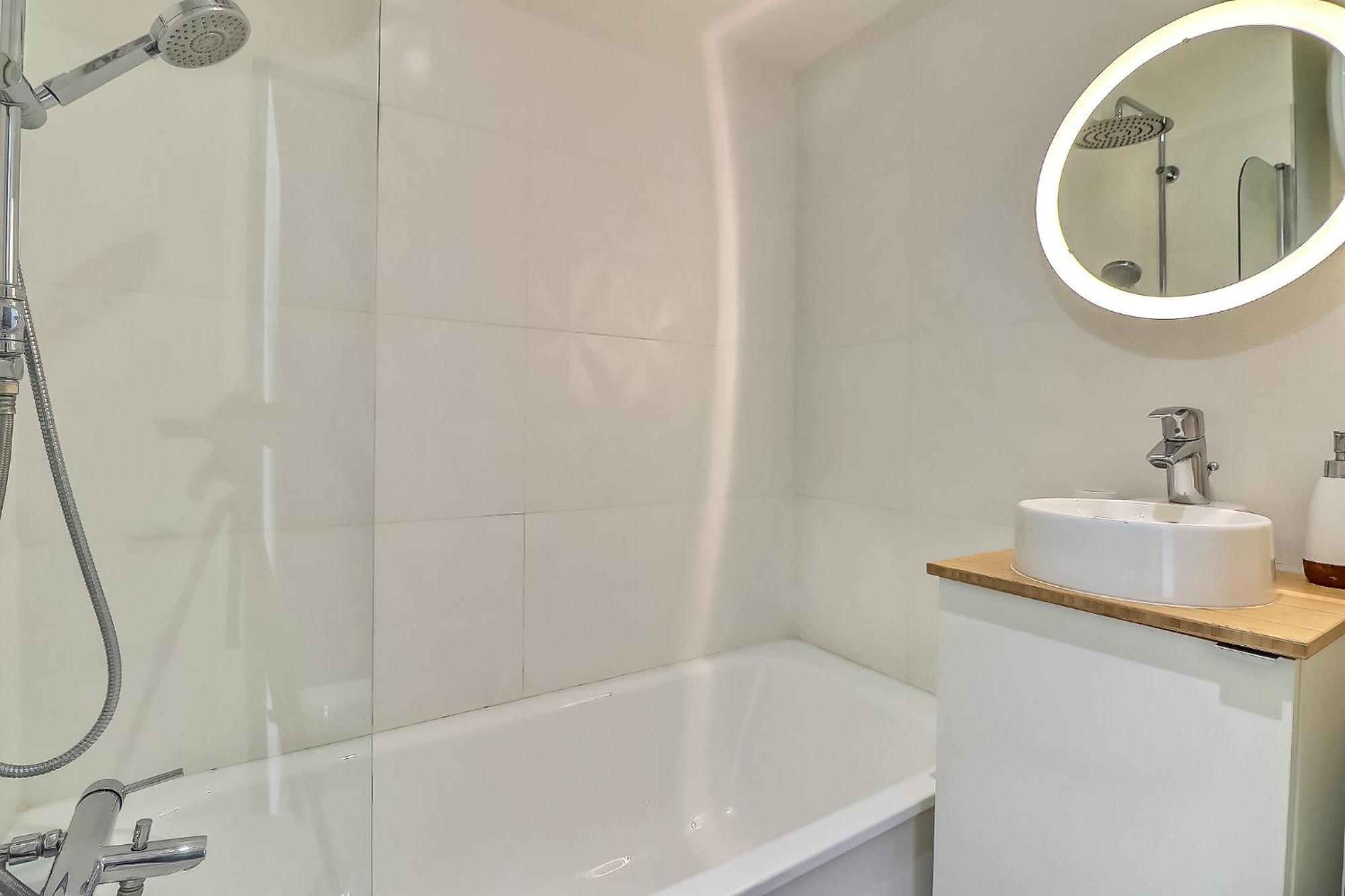 Blue De Nimes - Central - Balcon Apartment Luaran gambar